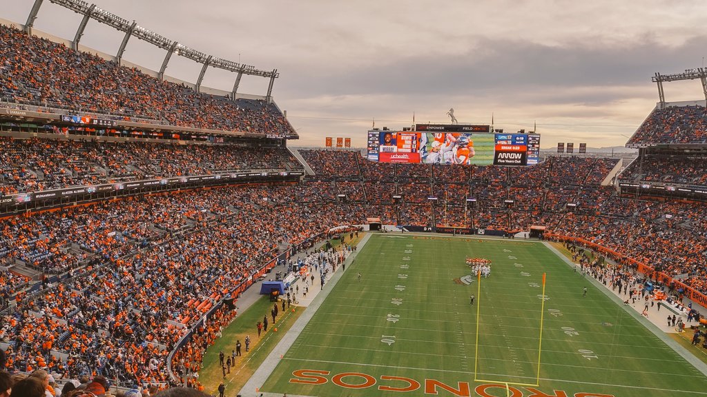 jeep_Johnny's tweet photo. @DenverSportsCom @MaseDenver #BroncosCountry This stadium is home of the no-show where we have been unable to enjoy more than a few home games for years. Raising prices seems like a greedy billionaire is tone-deaf while looking to start making money before earning the increase. https://t.co/Bfv9mMnnEN