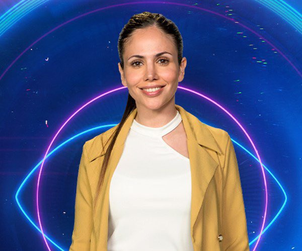 topmejorvirales's tweet photo. MANO A MANO ¿quien queres que se vaya?
Walter❤️
Romina🔁
que se vayan los 2💬
#GranHermano https://t.co/6lE7uNcVc1