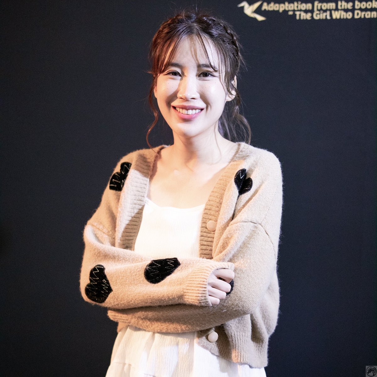 cCRJ_7's tweet photo. 🤍 Happy Luna JanChan 🌜Happy February ~ Month of Love 💟
__________________
🔹ติดตามแจนจังได้ที่🔹
FB : https://t.co/uo5OYY96bv
IG : https://t.co/74hCPZPxcS
#JanChan #StArmy
#CastScape #LunaTheMusical https://t.co/nbON0oilut