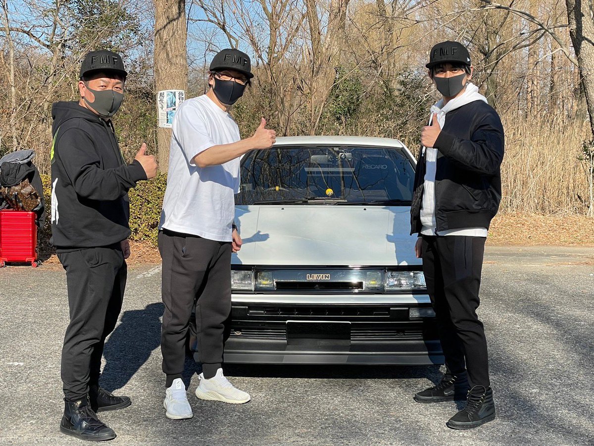 先日動画撮影しに行った際の記念写真📸

中学生がハチロクカッコいいと話しかけてきた時に撮って頂きました‼️ありがとう🙇‍♂️