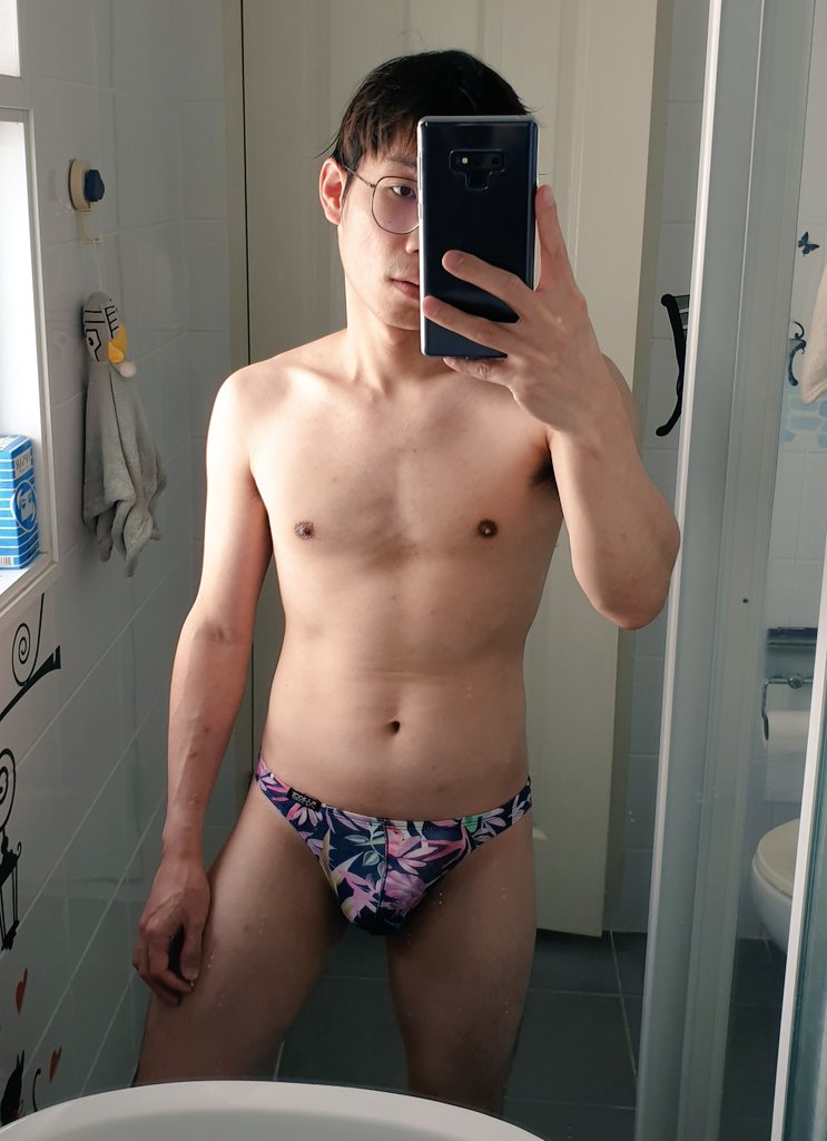 วันนี้ใส่ลายดอก💐💮