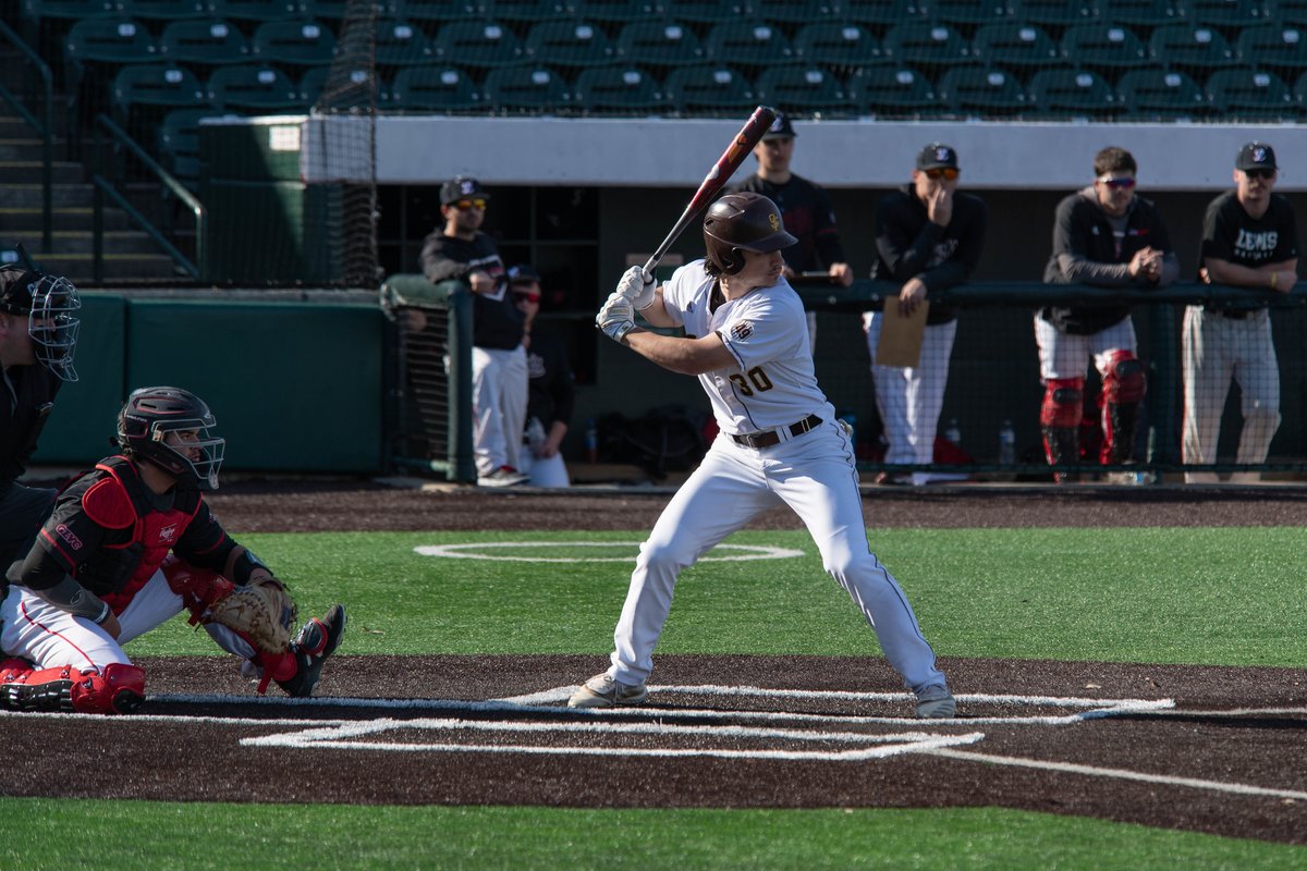 USFSaints's tweet photo. Saints Drop Pair To Georgetown College
https://t.co/ntXNh23BFg https://t.co/yZWQBwZJMX