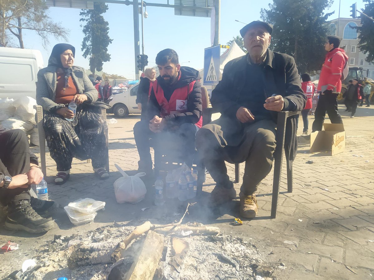 Cihatt190's tweet photo. #çaresizlik #Adıyaman # https://t.co/1po7ZwEdby