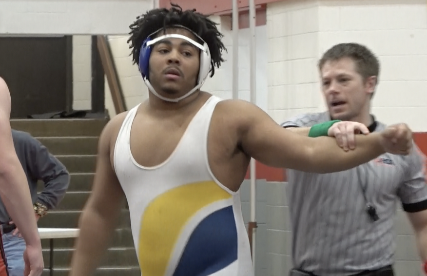 Channel1450com's tweet image. Hull and Reif Highlight 2A Wrestlers Qualifying For State From Highland channel1450.com/2023/02/11/hul…