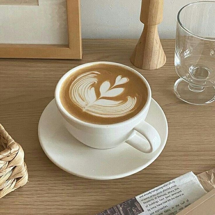 bachimichis's tweet photo. `✦ ˑ ִֶָ  𝐀𝐔 𝐈𝐬𝐚𝐛𝐚𝐜𝐡𝐢
Amor de café ☕୭ 

Donde Bachira es un barista que se enamora de un comensal que siempre va a pedirle el mismo latte todos los días o donde Isagi, quien es amante del café, visita su cafetería favorita donde empieza a hacerle ojitos al barista. https://t.co/XwZwTdBNu0