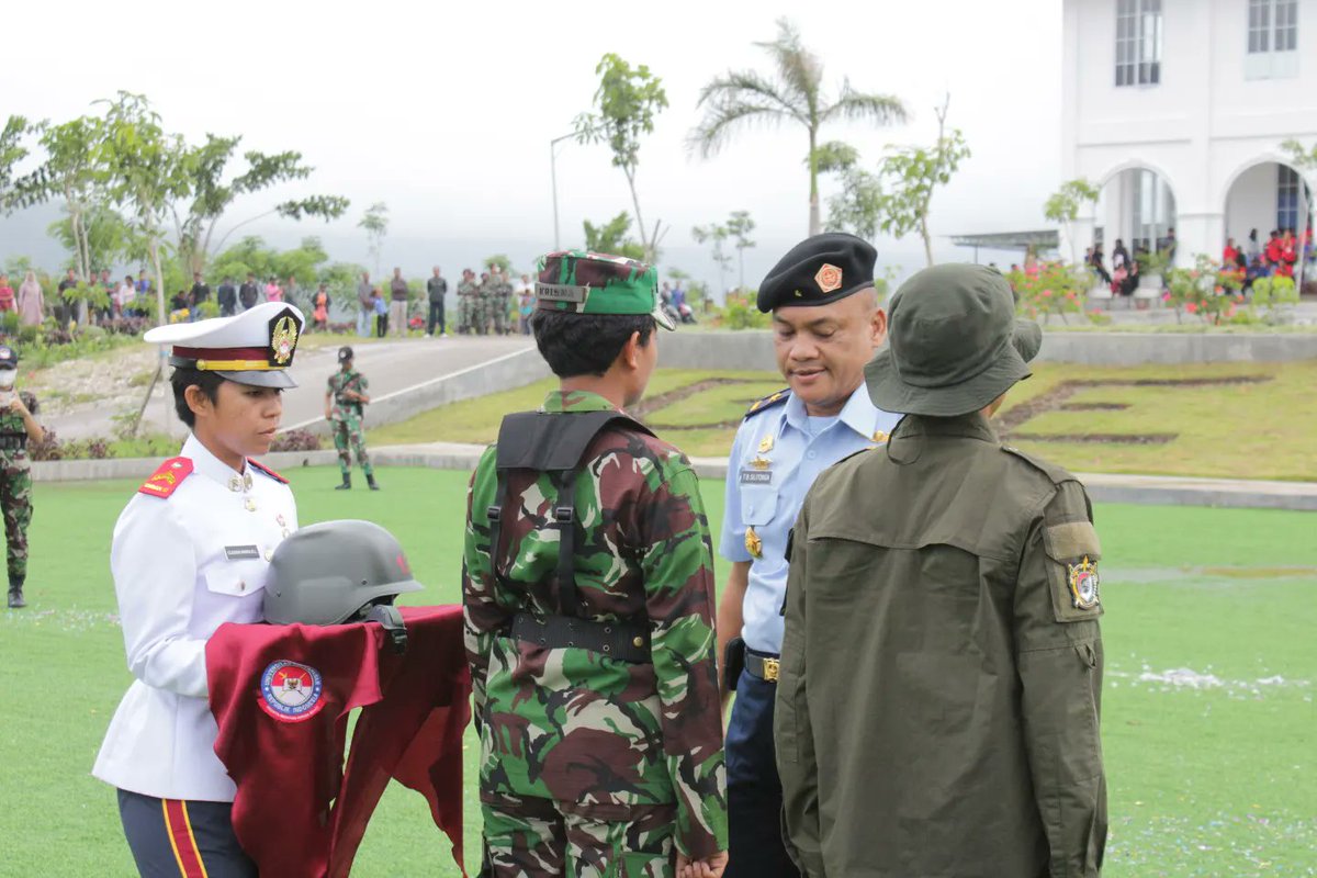 Poltek_UnhanRI's tweet photo. Politeknik Ben Mboi, Universitas Pertahanan RI, melaksanakan Upacara Penutupan Cadet on Military Basic Training (COMBAT) T.A 2023.

https://t.co/Vgw7hlrSPK https://t.co/I39Vm9HXwu