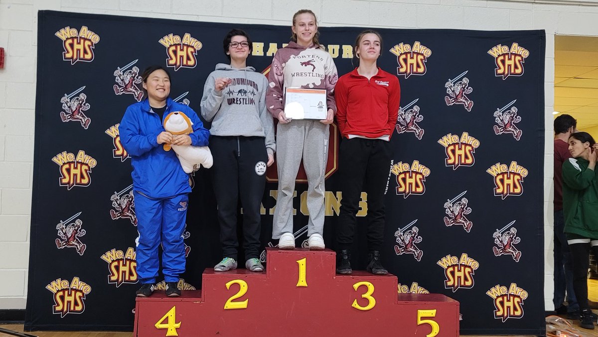 LPGirlWrestlers's tweet photo. Claudia Heeney gets 1st place at sectionals and qualifies for state! https://t.co/6ZA8GinL8m
