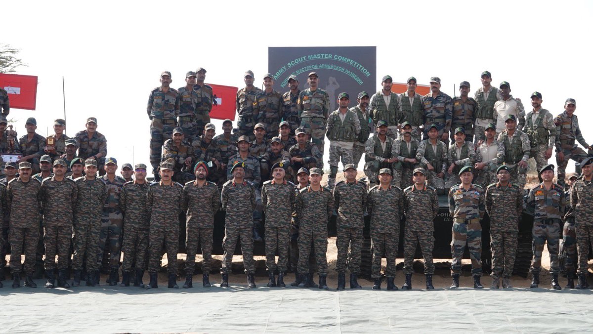 IaSouthern's tweet photo. The gruelling test of grit &amp; endurance of Mechanised Warriors in dunes of #Jaisalmer culminated as #IndianArmy #ScoutMastersCompetition concluded with scintillating performance by one &amp; all. Selected personnel will now be trained to participate in International event
#DesertCorps https://t.co/kUYSEQXtwd