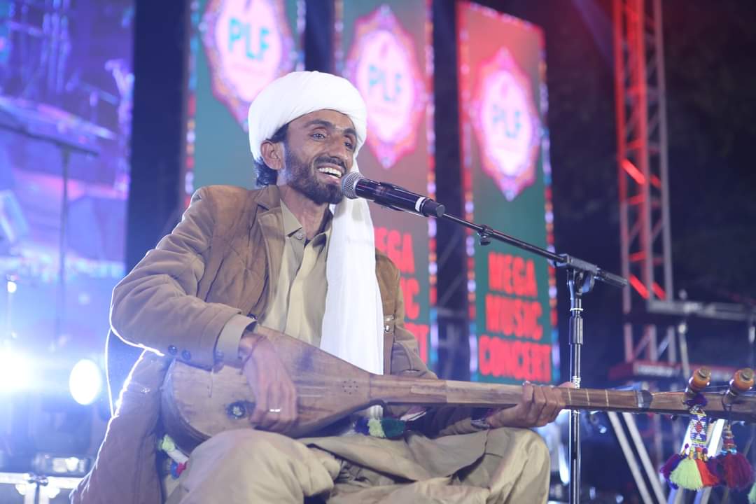AlhamraLAC's tweet photo. The day two ended with live performances by Ali Zafar, Wahab Bugti, ACMA The Band, and Kamaliya from Ukraine and others.
#acpkhi #alhamra #lac #artscouncil #pakistanliteraturefestival #lahorechapter @ACPKHI @AliZafarsays @kamaliya_zahoor @thebankofpunjab https://t.co/S6LHw2m1KK