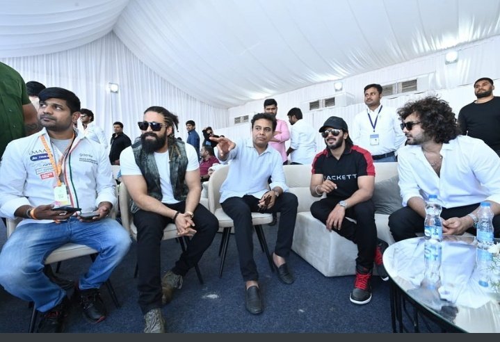 Akashdeep62836's tweet photo. #GreenkoHyderabadEPrix
RockingStar @TheNameIsYash @AkhilAkkineni8 @iamnagarjuna @dulQuer @chay_akkineni
#YashBOSS #Yash19 #AkhilAkkineni #Agent #DulquerSalmaan #kingofkotha #chaitanyaAkkineni #Costudy #NagarjunaAkkineni #SuddenJonnalagadda #Djtillu2 https://t.co/tEHDBLoc2H