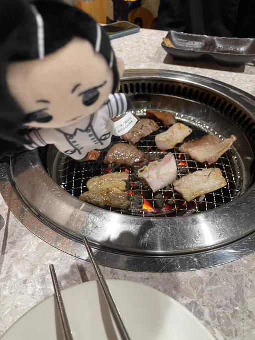肉 