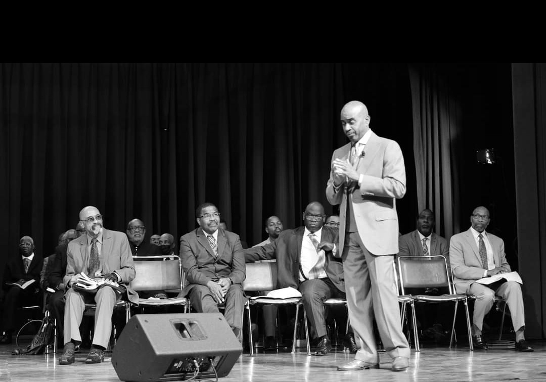 TruthofGod1's tweet image. Happy belated birthday to our leader, teacher, and guide Pastor Jennings! 

May God continue to bless you and keep you as you do the work of the Lord.