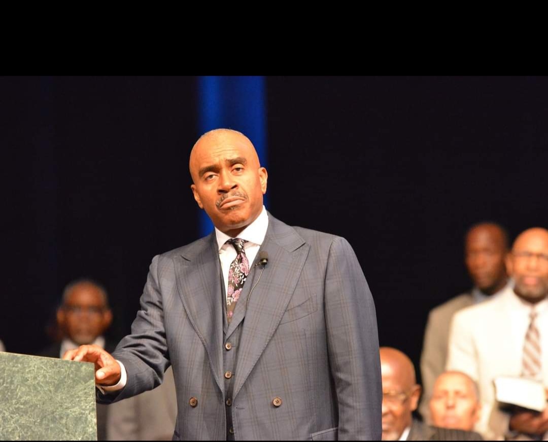 TruthofGod1's tweet image. Happy belated birthday to our leader, teacher, and guide Pastor Jennings! 

May God continue to bless you and keep you as you do the work of the Lord.