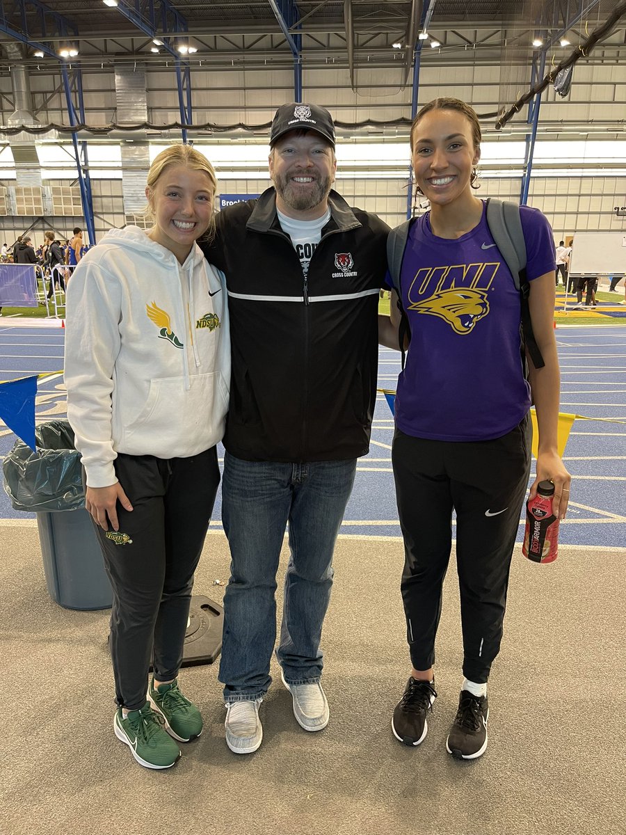Josh Chapman (@coachjchap) on Twitter photo This weekend I went to surprise a couple runners from Adel and found out <a href="/green_layanna/">Layanna Green</a> was jumping at SDSU and then I get surprised and get to see <a href="/KynziWinger/">Kynzi Winger</a> too. Absolutely made the weekend complete. Great to see you both! This weekend I went to surprise a couple runners from Adel and found out <a href="/green_layanna/">Layanna Green</a> was jumping at SDSU and then I get surprised and get to see <a href="/KynziWinger/">Kynzi Winger</a> too. Absolutely made the weekend complete. Great to see you both!