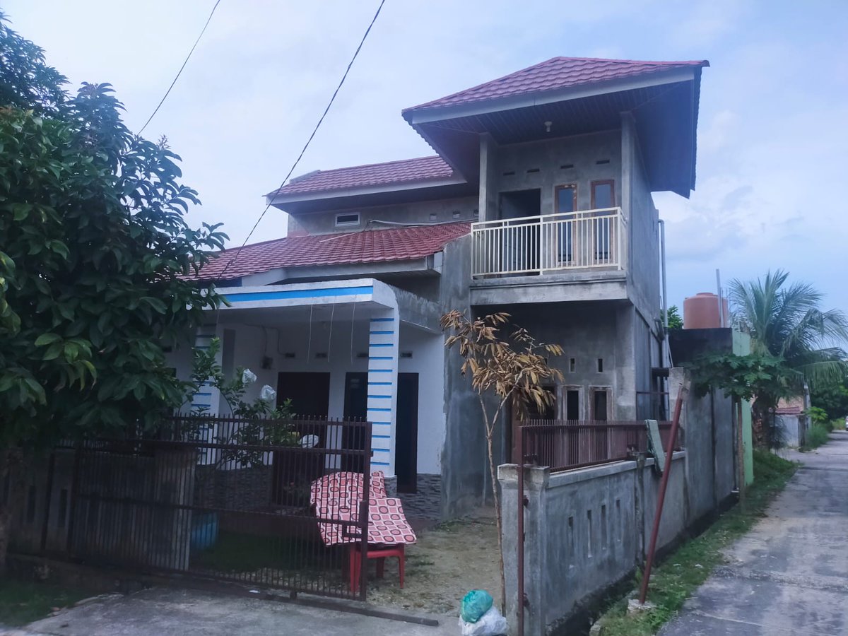 🏠 Dijual rumah 2 lantai di jalan Kenanga perumahan DKI II (masuk Jl Singgalang V)
✅ Lokasinya sangat strategis, dekat dengan masjid, SMP 26, Pasar tangor, swalayan Hawai
✅ Include pajak balik Nama

#jualrumah #rumahdijual #dijual

api.whatsapp.com/send?phone=628…