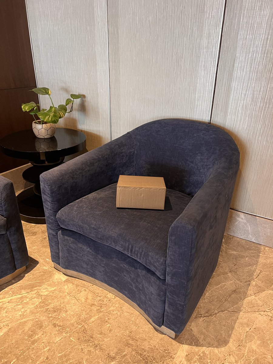YUVSTRONG12's tweet photo. .@imVkohli CHICKUUU WHAT A WIN yesterday! 

Plus, I had found this box outside our hotel’s gym. Took it straight to my room. But veere, someone took it from there when I stepped out for dinner. https://t.co/oKR1bRhl2o