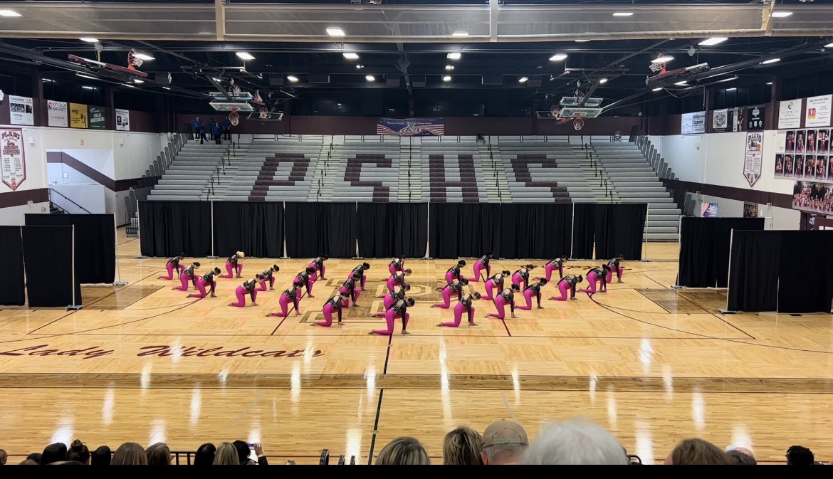 Sapphire Strutters and Royals tweet media