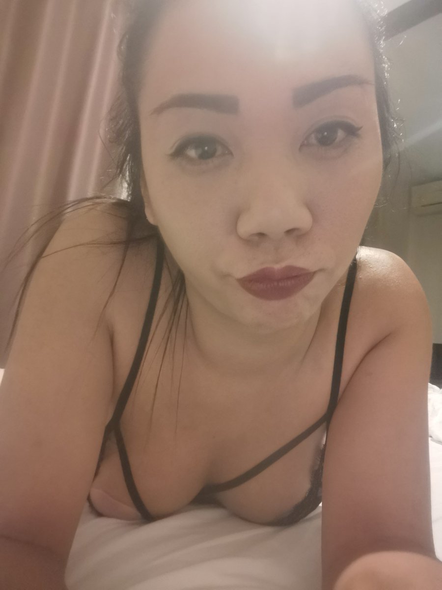 SSangprat's tweet photo. Say hi #phuket#ladyboy# https://t.co/mXizZ2he2f