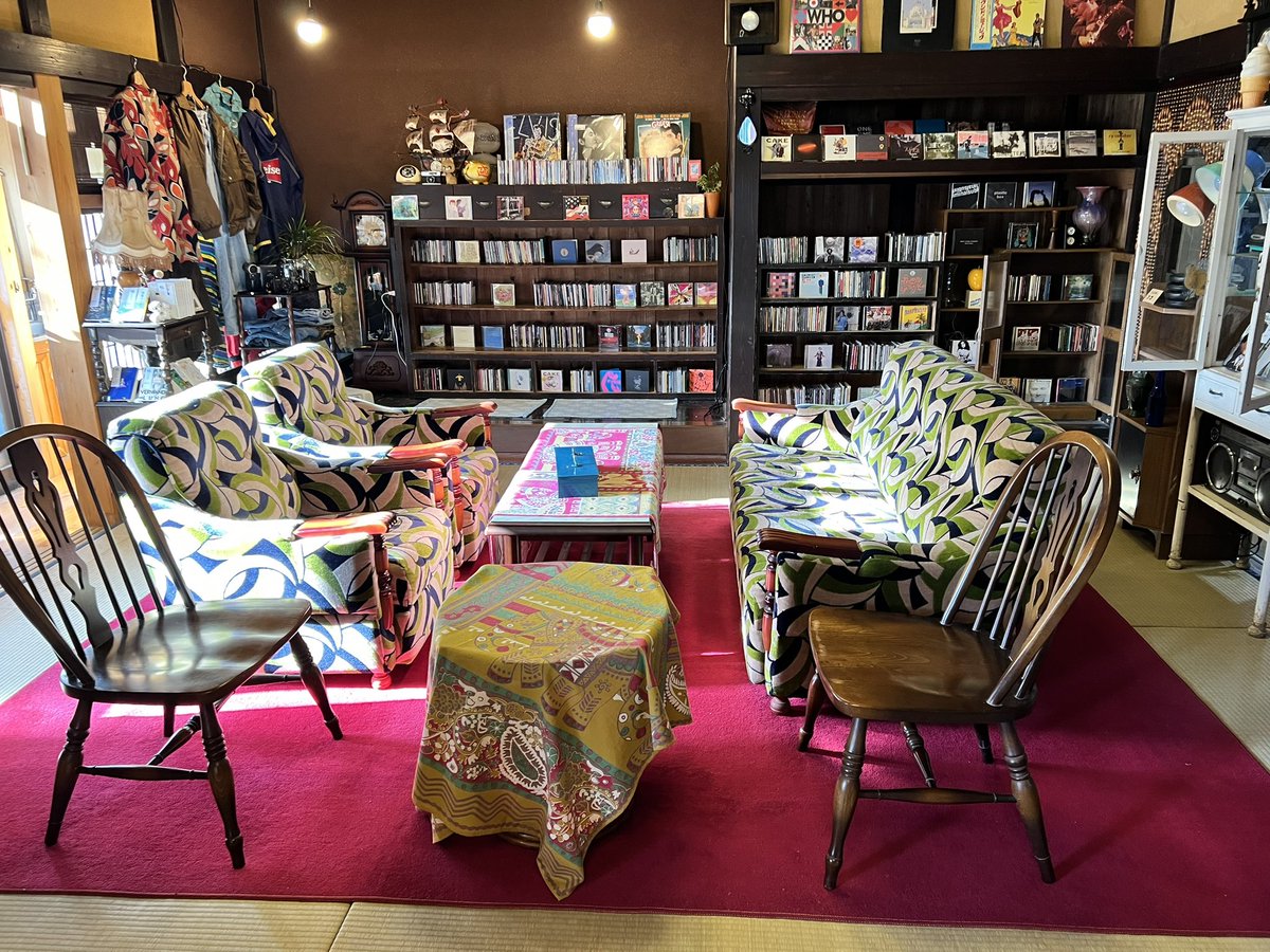 gomi_53's tweet image. 陸前高田市竹駒町に、泊まれる古本屋　山猫堂出現。

本日、プレオープン！