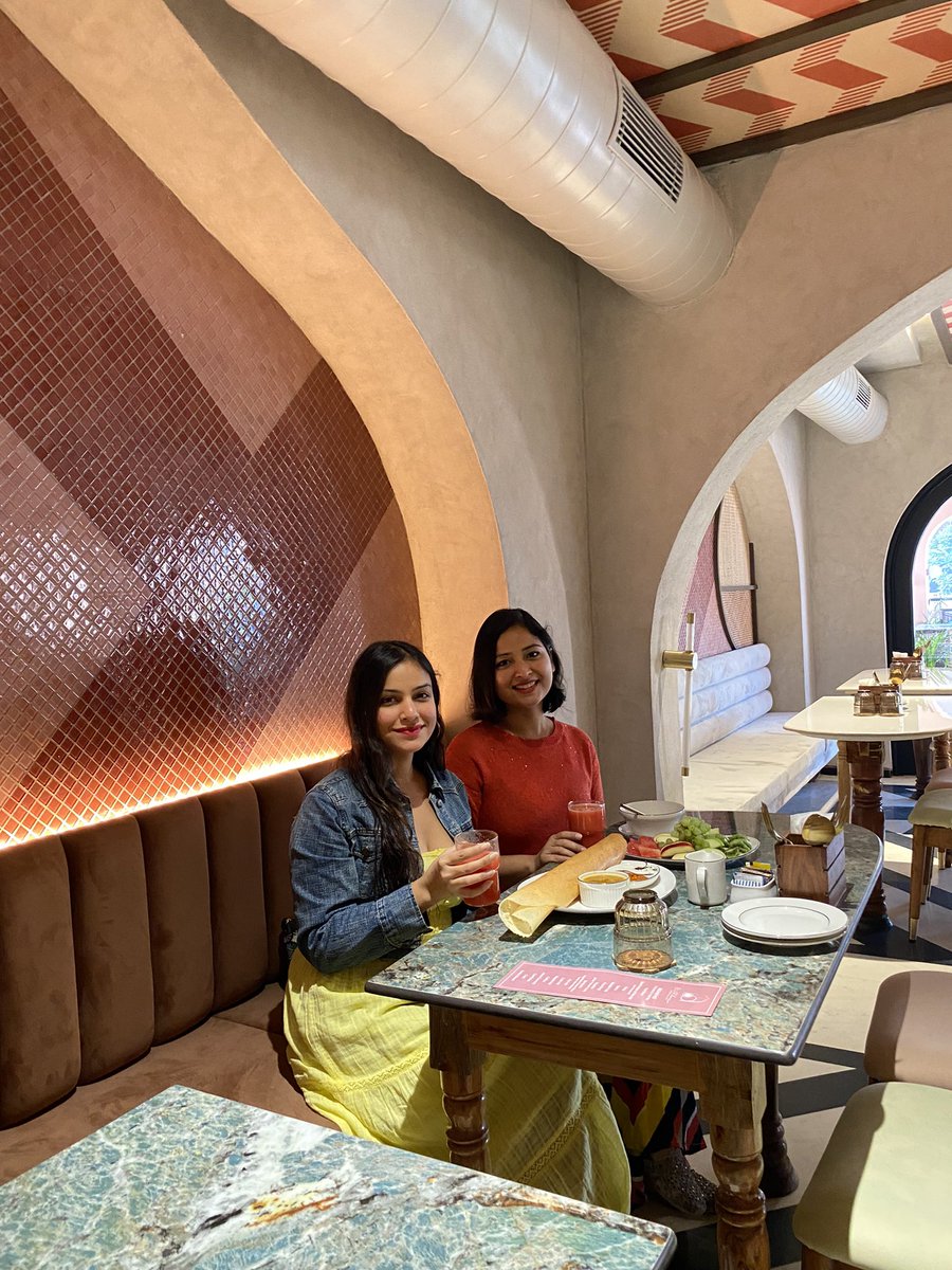 Sisters vs Globe tweet media