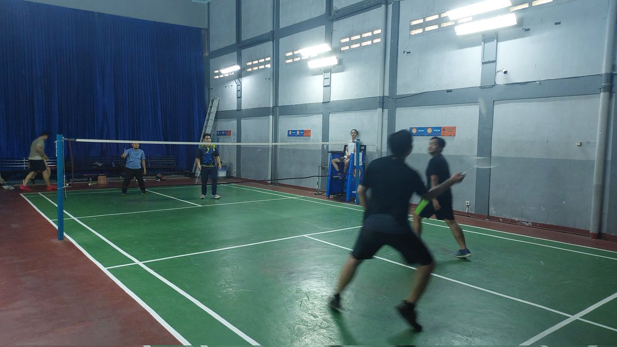 KhuddamLA's tweet photo. Melepas Penat setelah bekerja dengan Olahraga Bulu Tangkis.
#infokhuddam https://t.co/6zkBUNmTop