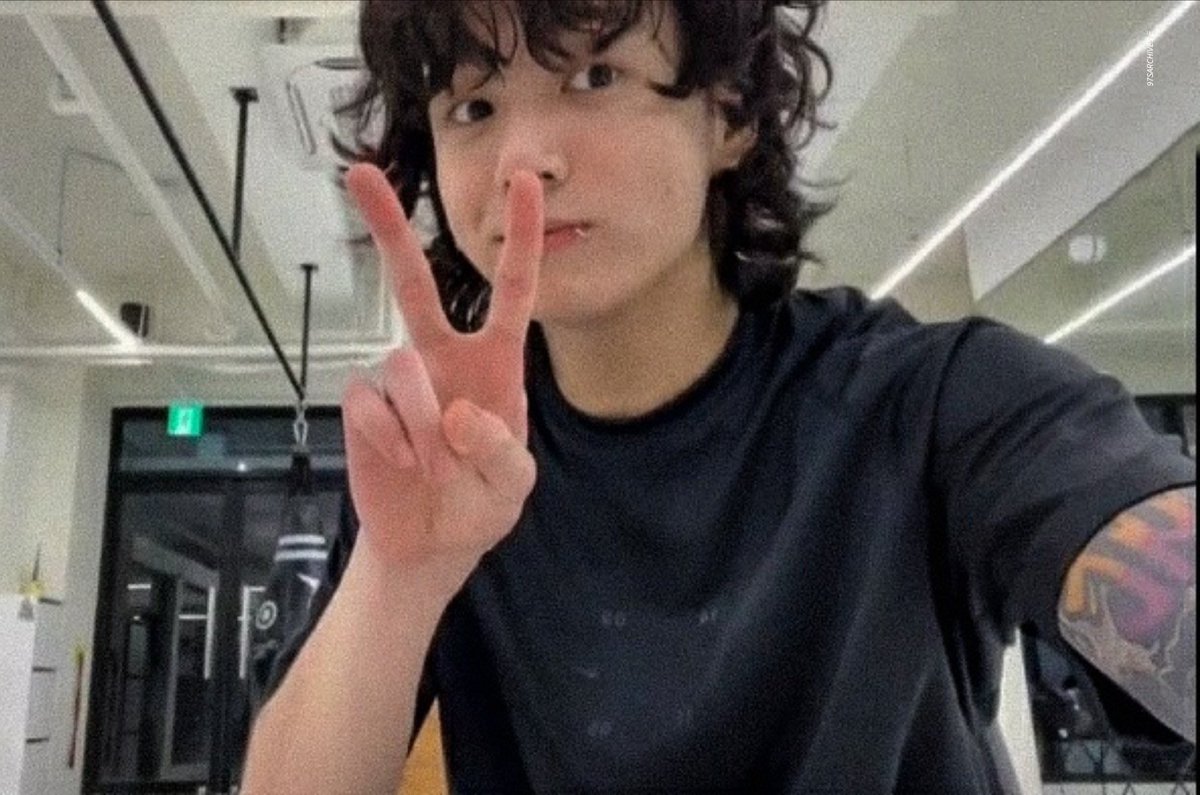 @jawirrrjaw Udah tengah hari, nih, waktunya istirahat! Serius amat kerjanya? Kalau berat sama dipikul, ringan sama dijinjing, tapi kalau sama-sama berat mending dipaketin saja. jangan lupa lunch