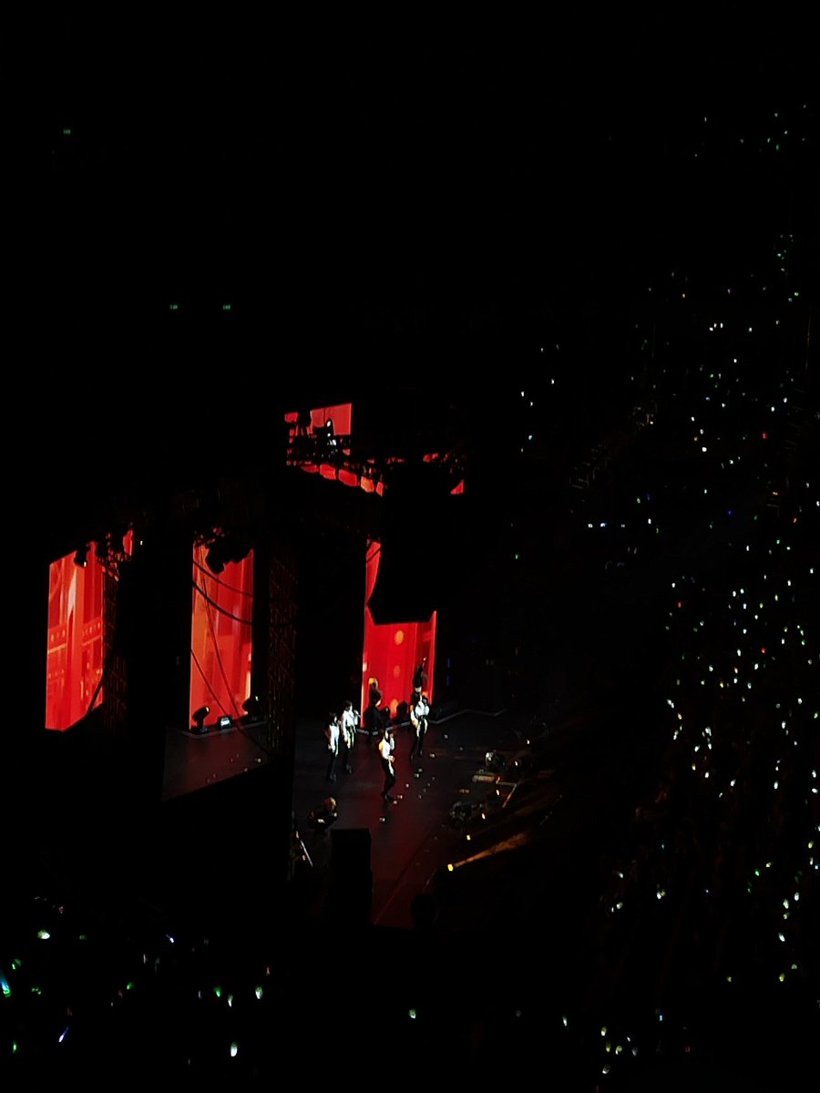 ynmnluv's tweet photo. Sorry di kaya ng camera HAHAHAHA #MAMAMOOinPH #MYCONinMNL https://t.co/csArHJPWJl