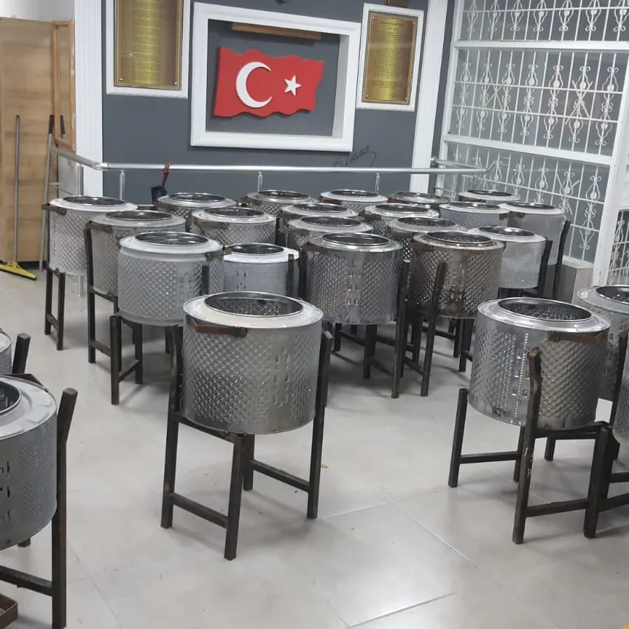Tamamen kendi imkanlarımızla ürettiğimiz 60 adet sobayı Hatay Kırıkhan'a gönderdik. Emeği geçen tüm personelimize teşekkür ederiz.