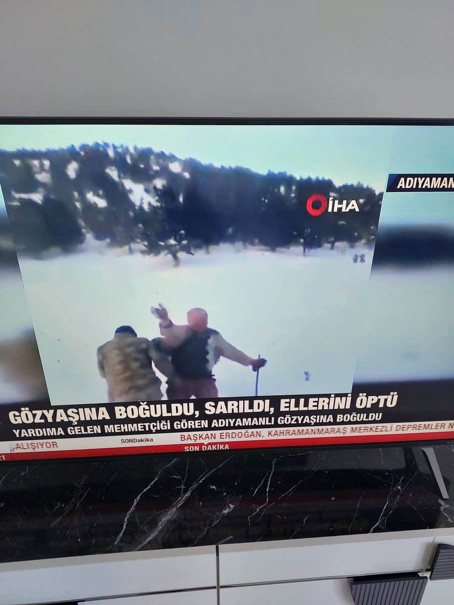 Kim ne derse desin be... Bu milletin en büyük şansı, en büyük onuru, en büyük gururu, en çok beklenileni, ve en sevileni Mehmetciği. Hatta bazen şımaranların, soysuzlaşanların yüzüne inen ve oh dedirten şamarı da...