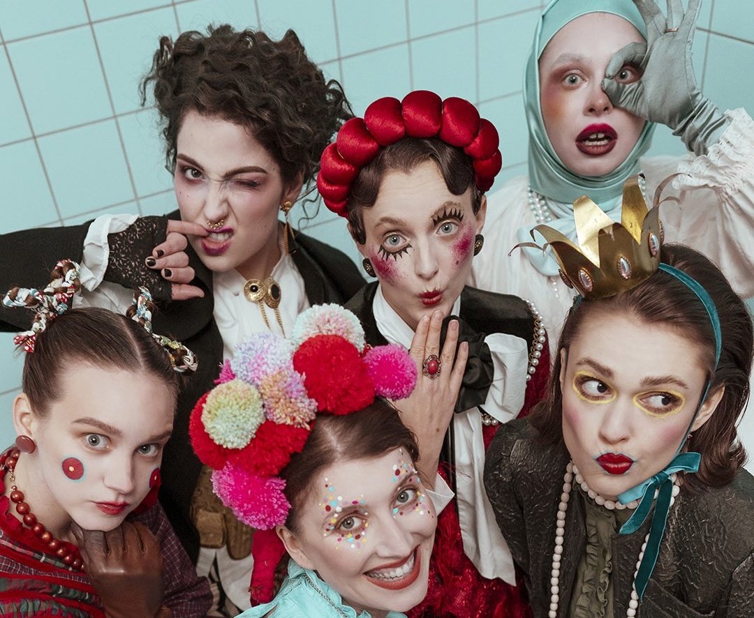 диявол вносить правки𒉭 tweet media