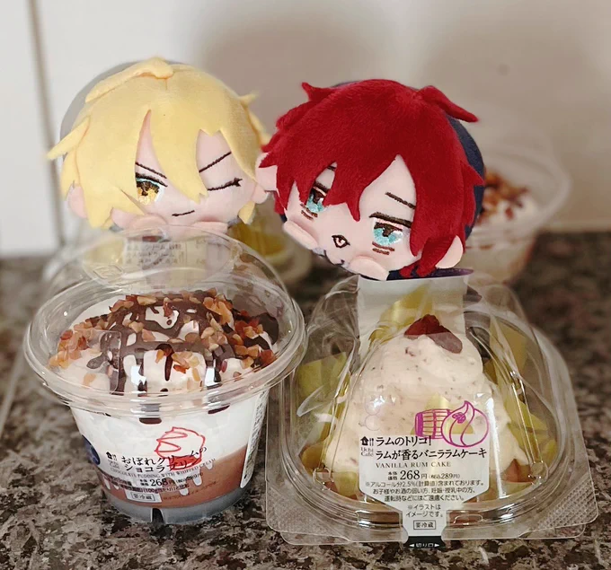 ウチカフェの新作おぼれクリームのショコラプリン…☆☆クリームが薄味あっさり チョコプリンの割合が少ないラムが香るバニララムケーキ…☆ほぼ六花亭バターサンド 良き 