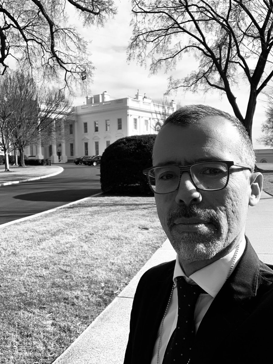 JamilChade's tweet photo. Fim de cobertura de mais uma viagem presidencial. Desta vez, sem violência, sem ser xingado pelas autoridades. Não concordo com muitas das posições e atitudes do governo. Mas só o fato de voltarmos a concentrar o debate no conteúdo da diplomacia já dá para dizer: ufa. https://t.co/QnrxhuiwO5