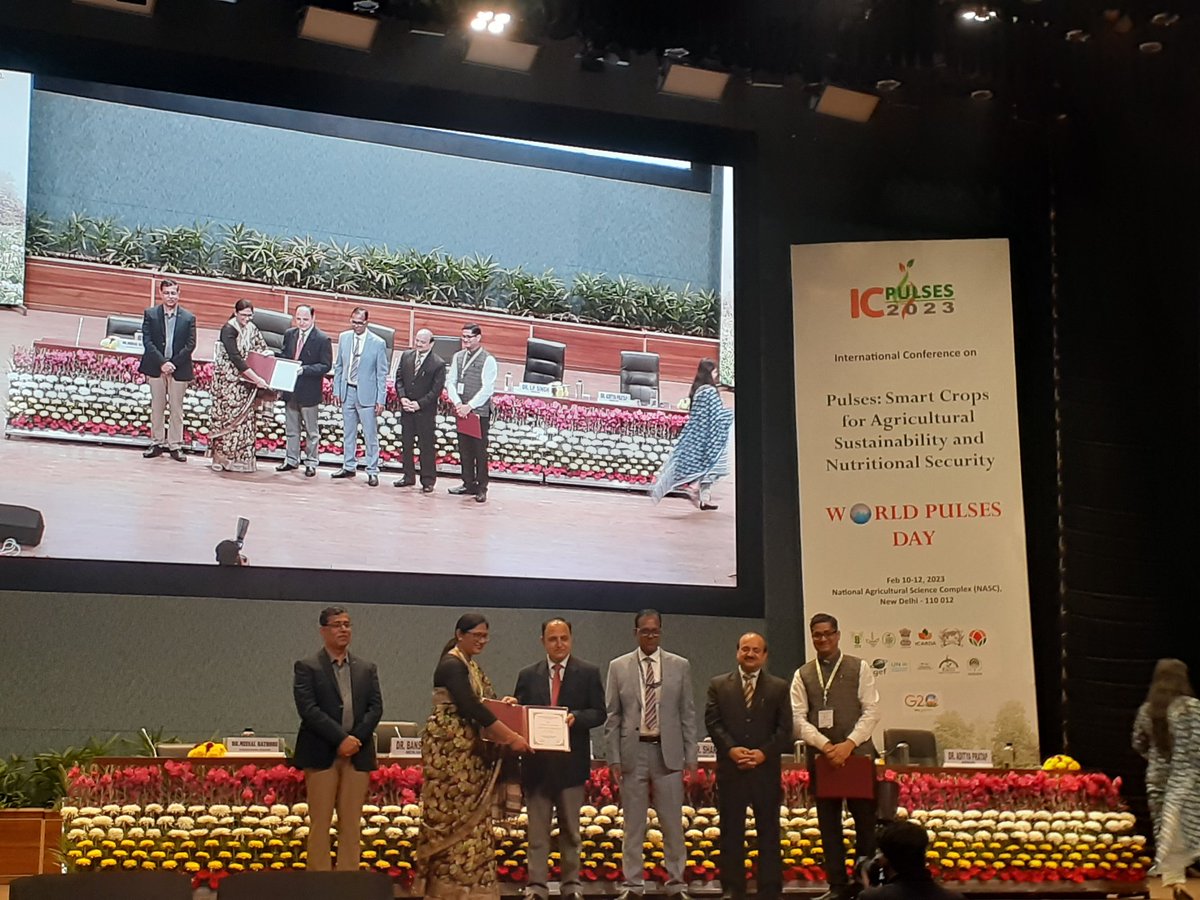 icpulse2023's tweet photo. Valedictory session of ICPULSES 2023 at NASC complex, New Delhi. WPD celebration and the International Conference brought Academia and Policy Makers of India &amp; abroad to discourse on the Pulses Research and the future vistas to sustain the Pulses Revolution of India. https://t.co/0Efnf4TmL6