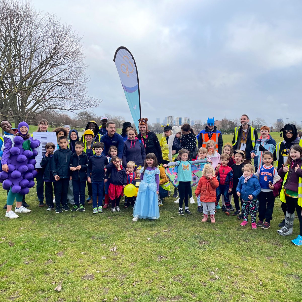 Burgessjuniors's tweet photo. Happy 4th birthday Burgess juniors! 🎉🎂🎈

We loved celebrating with you all this morning with our ‘things beginning with B’ theme! 🐝🦋🐥🍇🦇

B is for Brilliant, because you all are! https://t.co/klMqFOJQhf