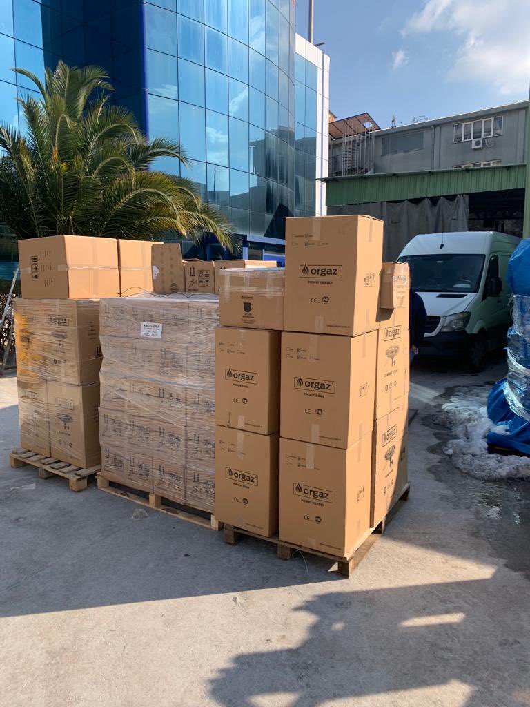 Orcamp (@orcamptr) on Twitter photo Deprem bölgelerinde ihtiyaç duyulan ısıtıcıları yüklemeye devam etmekteyiz. Deprem bölgelerinde ihtiyaç duyulan ısıtıcıları yüklemeye devam etmekteyiz.