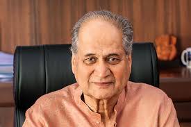 #RahulBajaj न केवल #हमारा_बजाज बल्कि देश के उद्योग धंधों में लोगो के नेता थे। उनकी पुण्यतिथि पर उनको नमन। उनके समूह को शुभकामनाएं। 
#RahulBajaj
#IndianBusinessMan