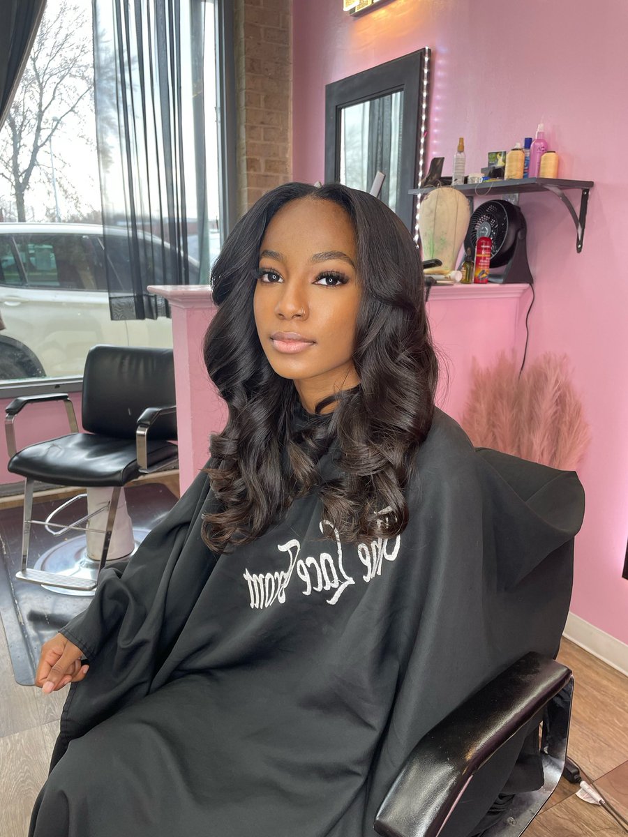 IAmMoraDior's tweet photo. Hey Y’all I’m Located In The DMV &amp; I Specialize In Traditional Sew Ins, Wigs &amp; Quick weaves &amp; Ofc I Offer A Wash If Need Be .. Currently Looking For Tape In &amp; ITip Models . I’m Also Having A $100 Sale Until Feb 19th ( IG : @Md.thelabel ) https://t.co/3olHL0neqS