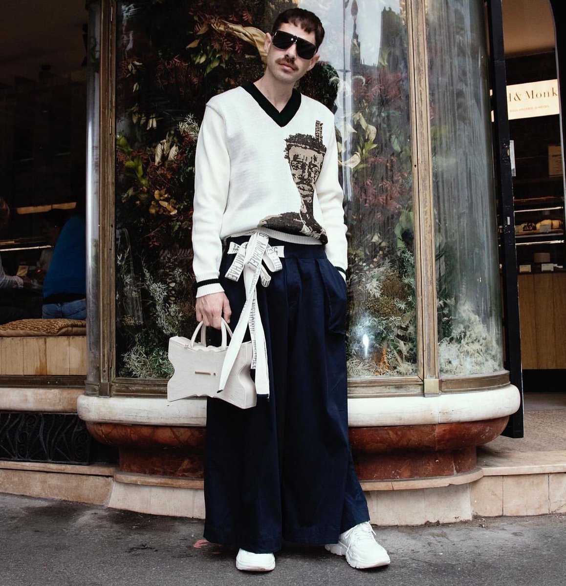 NEWSFLASH - Spotted in the streets of Paris! Anthony Hinrichsen styling the Knitted Jumper from <a href="/Refuseclothing_/">REFUSE CLOTHING BRAND</a>’s “Uhambo” Collection.

#ProudlySouthAfrican #SAFW #RefuseClothing #SupportLocal