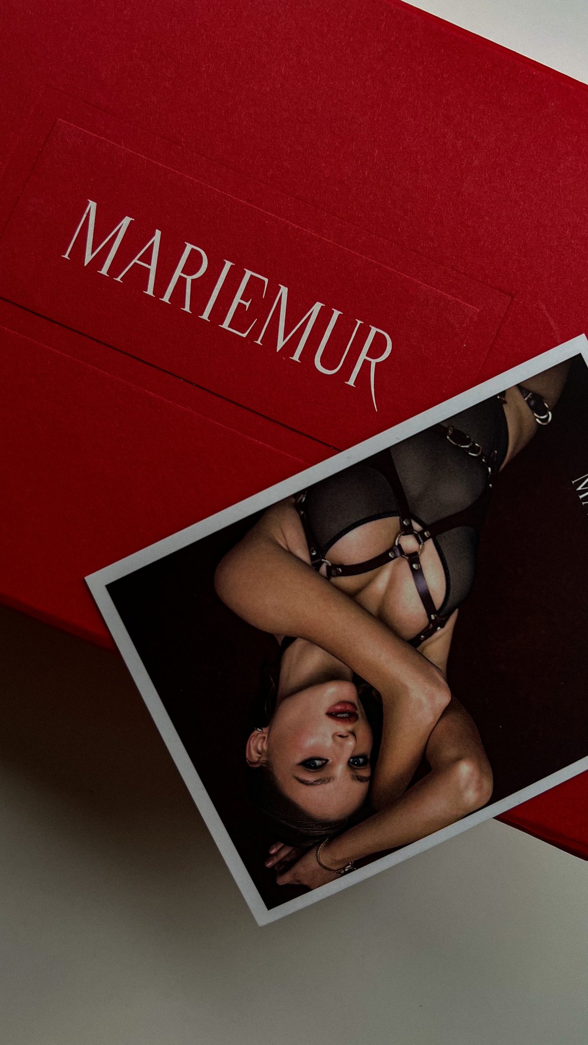 2 pic. Photoshoot with @MARIEMUR_ in preparation 🤫 #lingerieset #mariemur #lingeriephotoshoot https://t.co/wkLidEl3qB