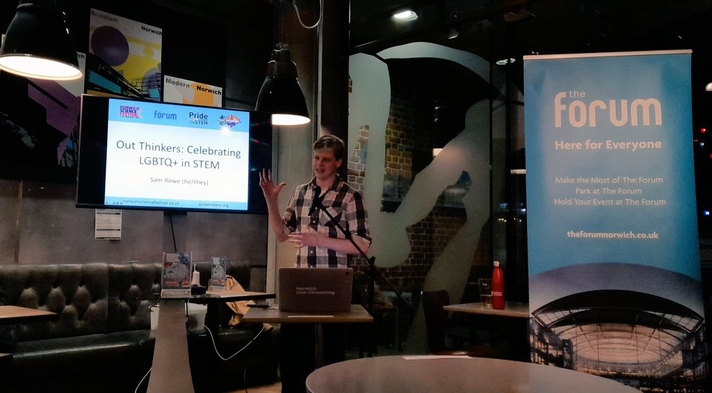 EmmaBeansworth's tweet image. Last night's @NorwichSciFest @PrideinSTEM #OutThinkers event was everything I could have dreamed for &amp;amp; more🏳️‍🌈

Thank you to host @samfrowe &amp;amp; other amazing speakers, including
@DrCarpineti, @Thomnavsens &amp;amp; special thanks to @Cwhitch for accepting my invite to speak &amp;amp; smashing it!🌈