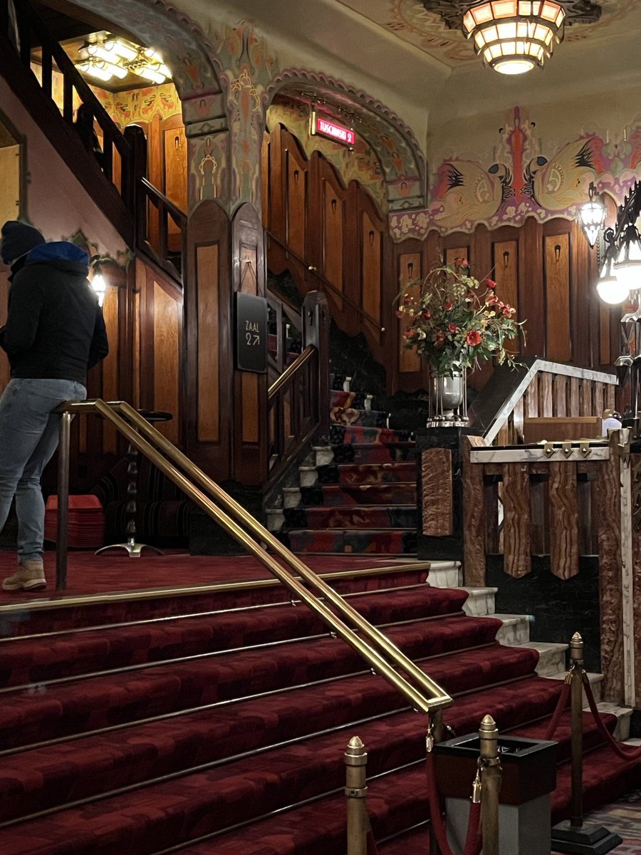 Amsterdam. Tuschinski. Art deco. Magnifique! #tuschinski #film #artdeco