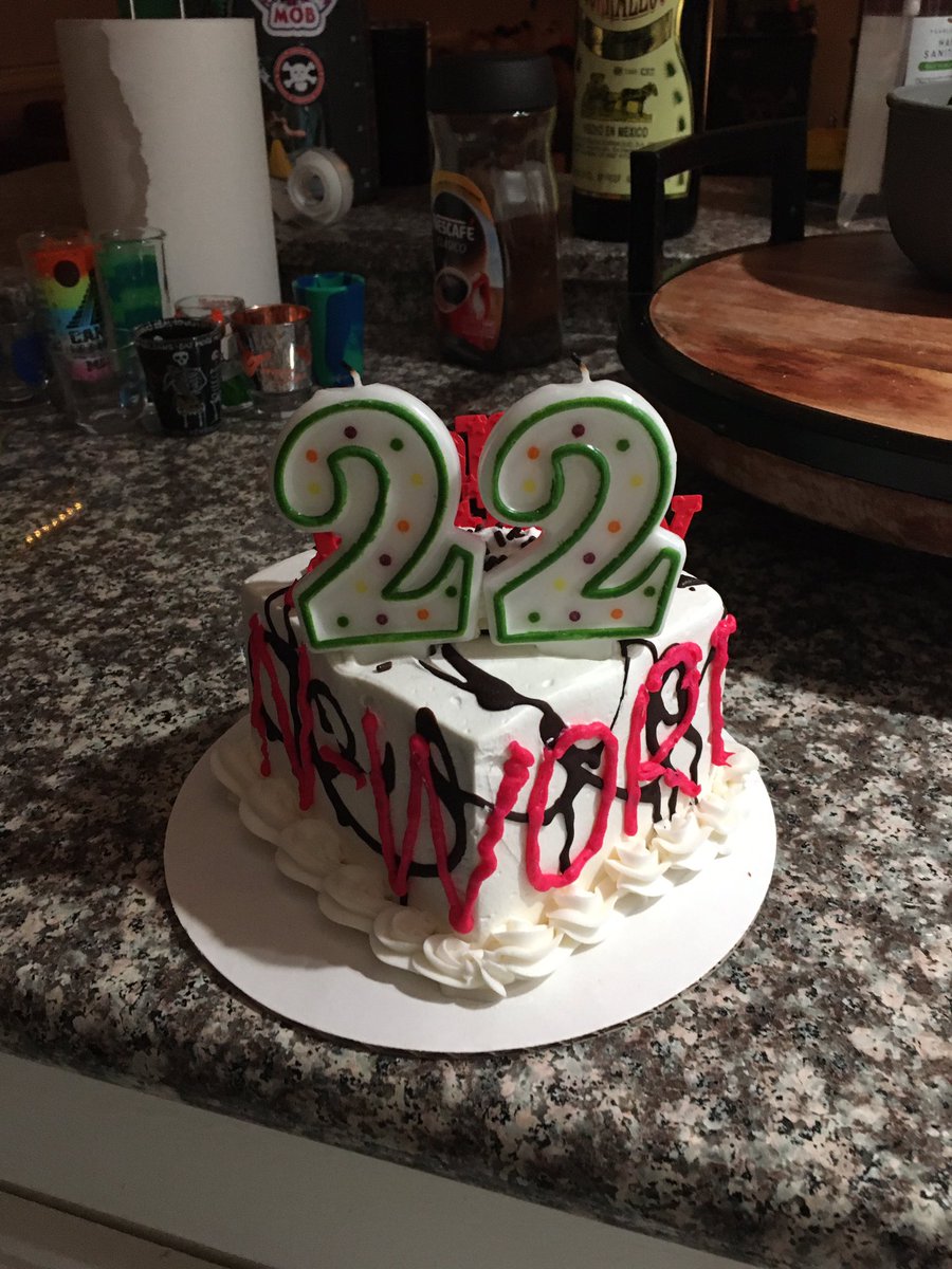 IlyTokyo's tweet photo. You know what time it is! 22 🥳 https://t.co/loCLXLPAzb