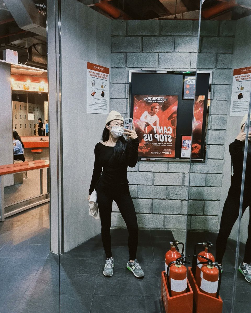 kaylee25720's tweet photo. Gym Time 🏋‍♀️🏋‍♀️🏋‍♀️
#vietnamese #prayforburna https://t.co/378KbfoEt7