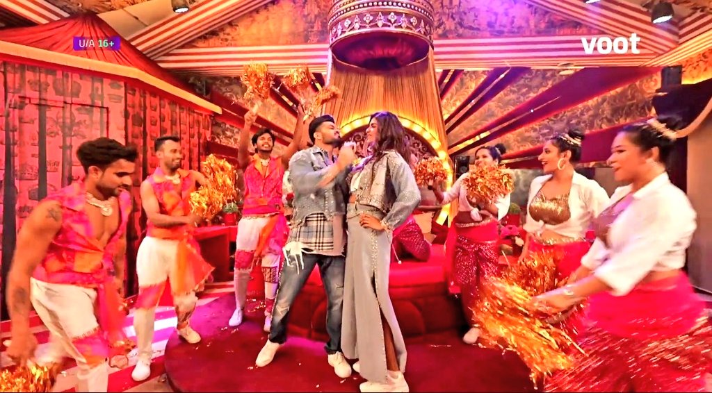 flying_writes's tweet photo. Finale ❤
ShivRit

#ShivThakare #NimritKaurAhluwalia𓃵 #ShivRit #ShivRit𓃵 #VoteForShivThakare #BiggBoss16Finale #BiggBoss https://t.co/jhBjvdwDdp