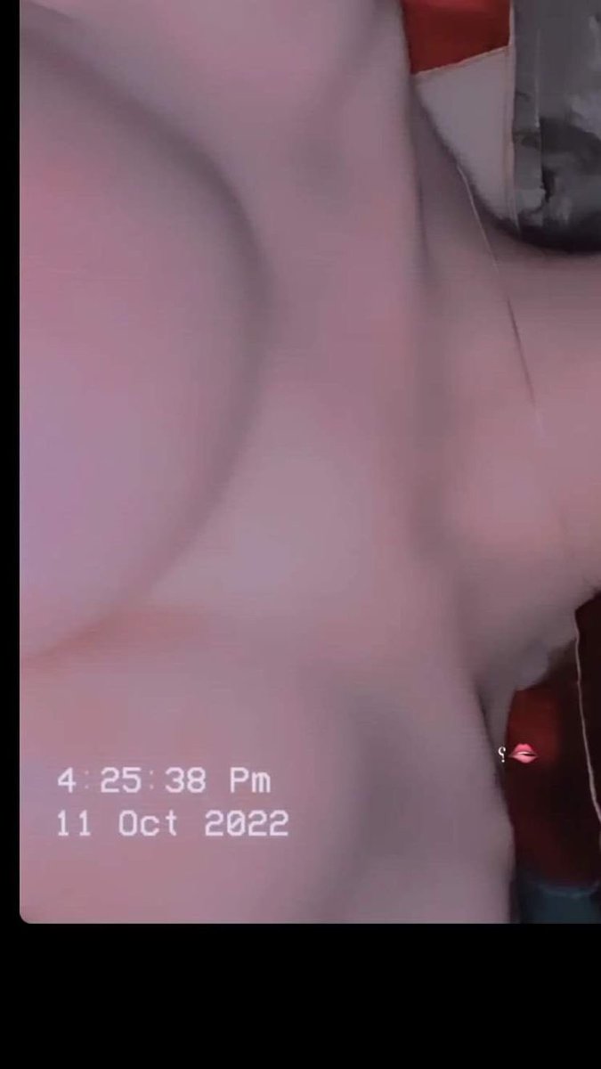 lejla005's tweet photo. 😈😍boobies ? Give me a retweet 🥵 https://t.co/kLW3LTOlK0 🤪 https://t.co/Rgj26AKTOl