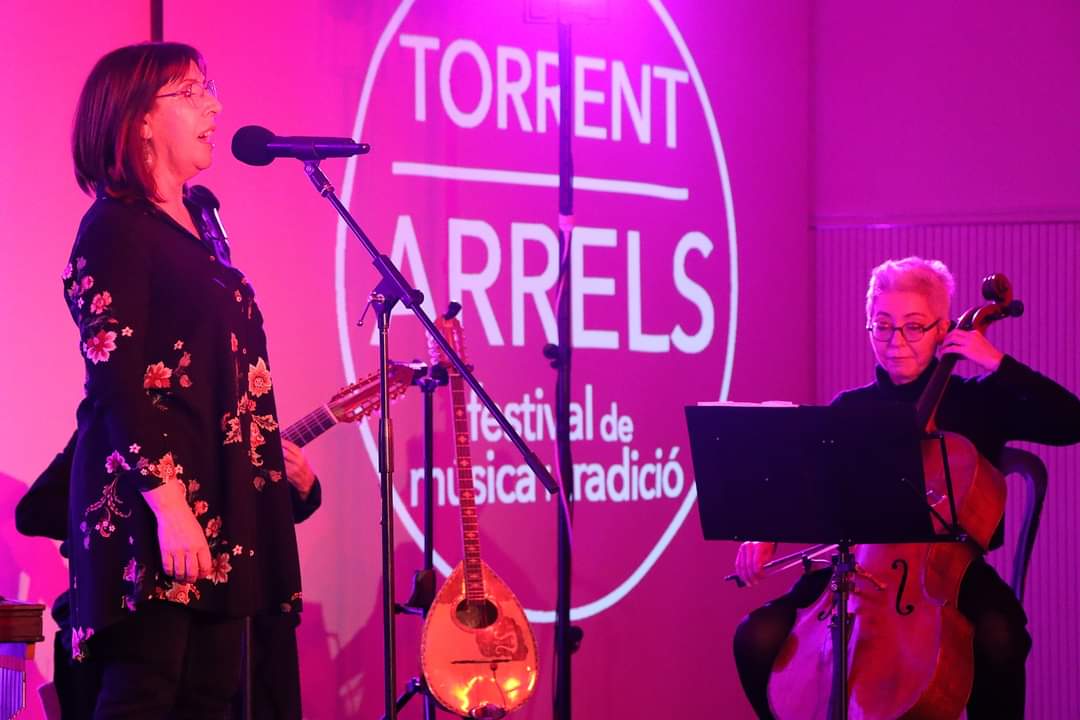 Bon dia!
Vos deixem algunes fotos del divendres passat.
 Quin concert més bonic i quin públic més fantàstic vam tenir.
Gràcies a @fundacioculturalcdm  per comptar amb nosaltres.
📷 @ajuntament_torrent