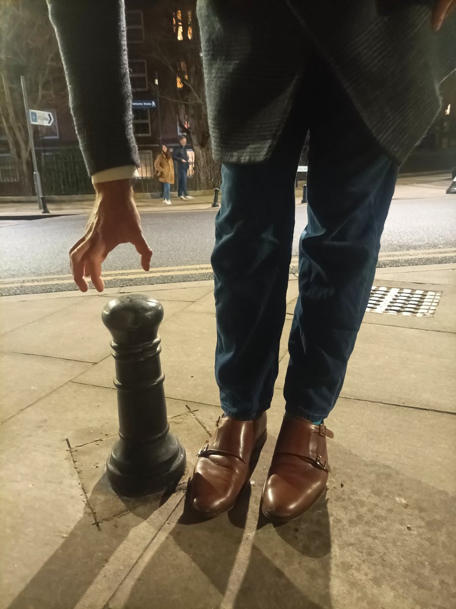willrnoble's tweet photo. Baby bollards in Wapping @WorldBollard - suddenly have the urge to play chess https://t.co/HCwotx69jj