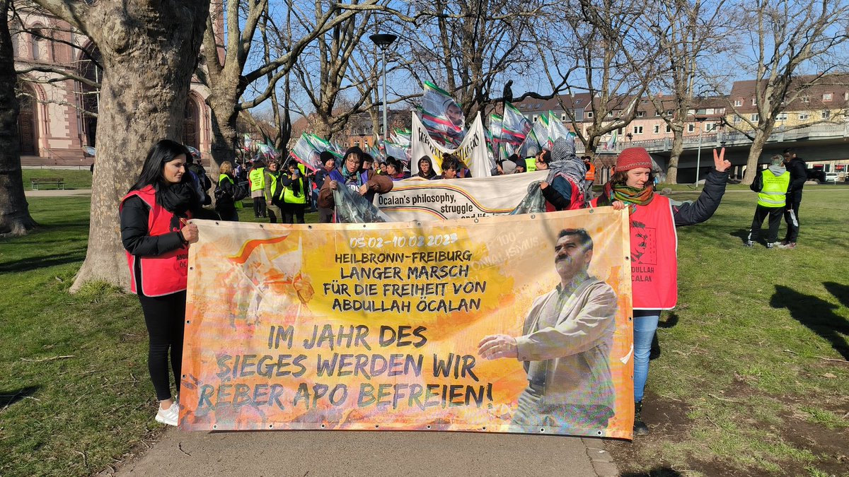 ximoberna's tweet photo. La 5a etapa de la #LargaMarcha por #AbdullahÖcalan (líder y fundador del #PKK y de todo el movimiento de liberación de #Kurdistan) se une con la Larga Marcha de los Jóvenes Kurdos..
#LongMarch2023
via @LegerinAzadiPV #LongMarch #Kurdistan #FreeÖcalan #RêberApo https://t.co/d4ZRwaqtyI