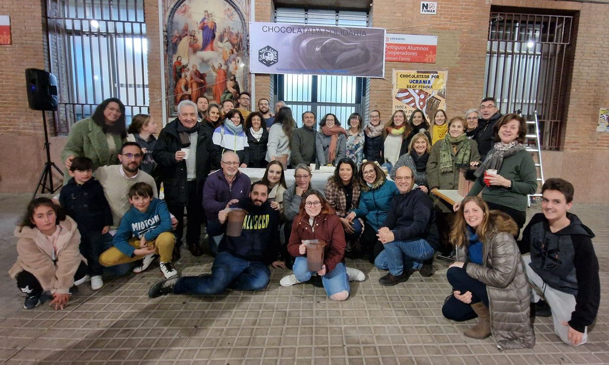 SalesCoopAtocha's tweet photo. Muchas gracias a las más de 600 personas que ayer colaboraron para mandar toda la ayuda posible a #Ucrania🇺🇦 

#ChocolatadaSolidaria☕🍫 #SalesianosCooperadores #DonBosco https://t.co/eIQI87vP9L