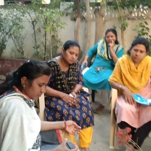 JFoundation's tweet photo. Jeevan Welfare Foundation 
Awareness and Demo of jeevan feel easy sanitary napkin done by Prajkta karande brahmapuri
+91 8208369166
Info.jeevanwel@gmail.com

#Brahmapuri
#maharashtra 
#nagpur #needypeople #education #ngo #help #womenempowerment #children #donation #fundraising https://t.co/ZNYYYuHJiU